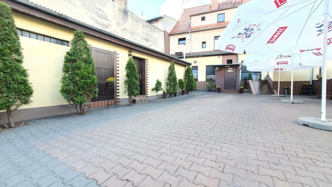 Pokoje Do Wynajecia Piastowska Międzyrzecz Exteriör bild