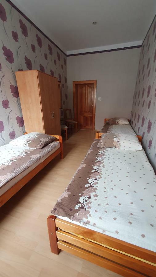 Pokoje Do Wynajecia Piastowska Międzyrzecz Exteriör bild